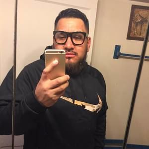 Meet your Posher, Jonathan